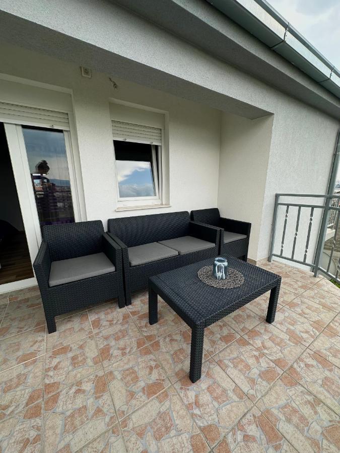 Apartman Nela Apartment Kastel Sucurac Exterior photo